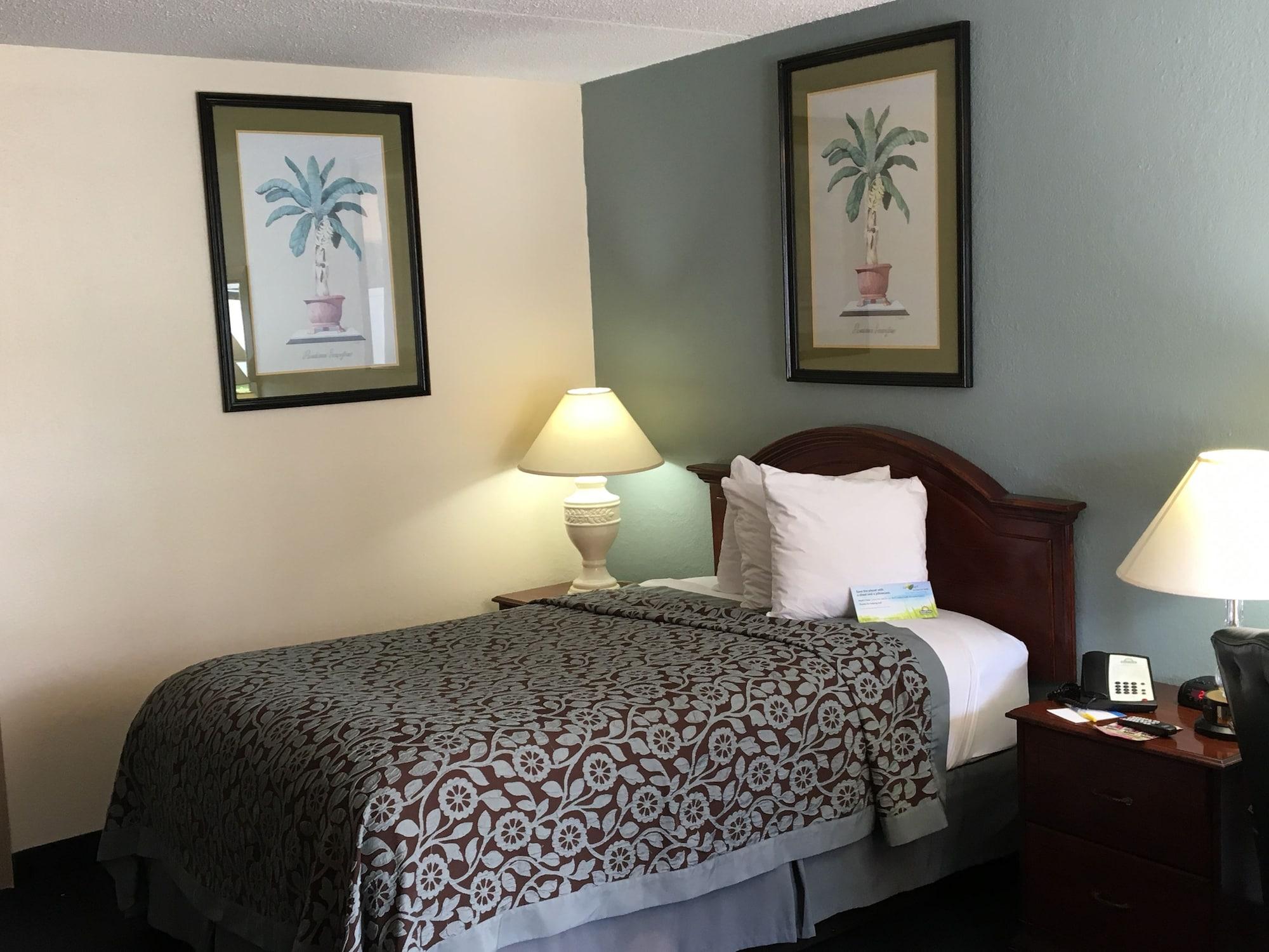 Days Inn By Wyndham Orlando Airport Florida Mall Williamsburg Екстер'єр фото